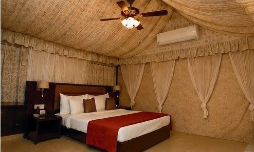 Hotel Pride — Luxury Cottages — Detailed view 2