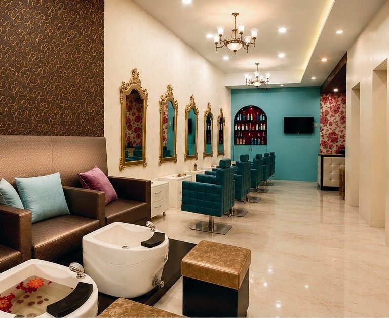 Interiors Selfie Commercial Salon